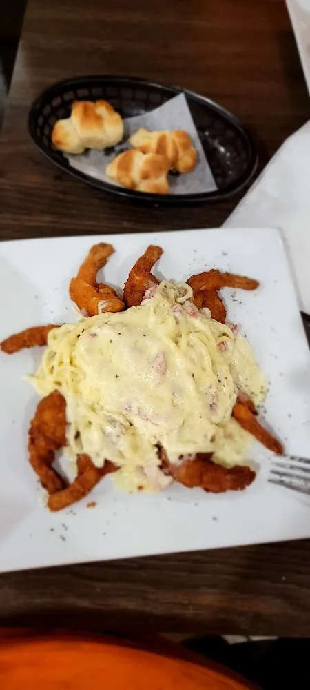 Linguine Carbonara w Fried Shrimp